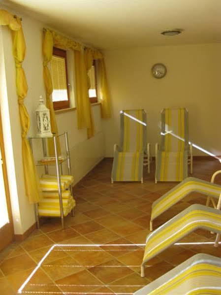 Arch San Martin Hotel Самнаун Екстериор снимка
